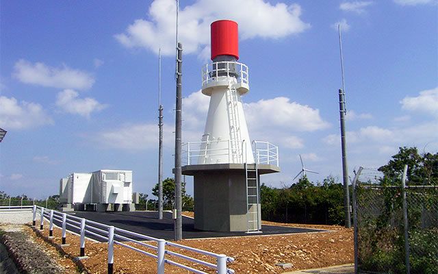 画像:TACAN装置更新工事